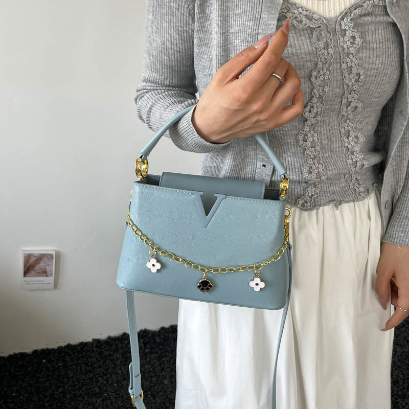 Classic Pu Leather Lady Should - đánh giá và giá Interior Design Trends 2026